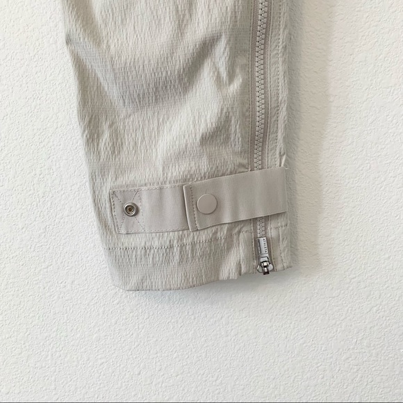 Athleta Trekkie Belted Pant in Birch Grey - Picture 6 of 11